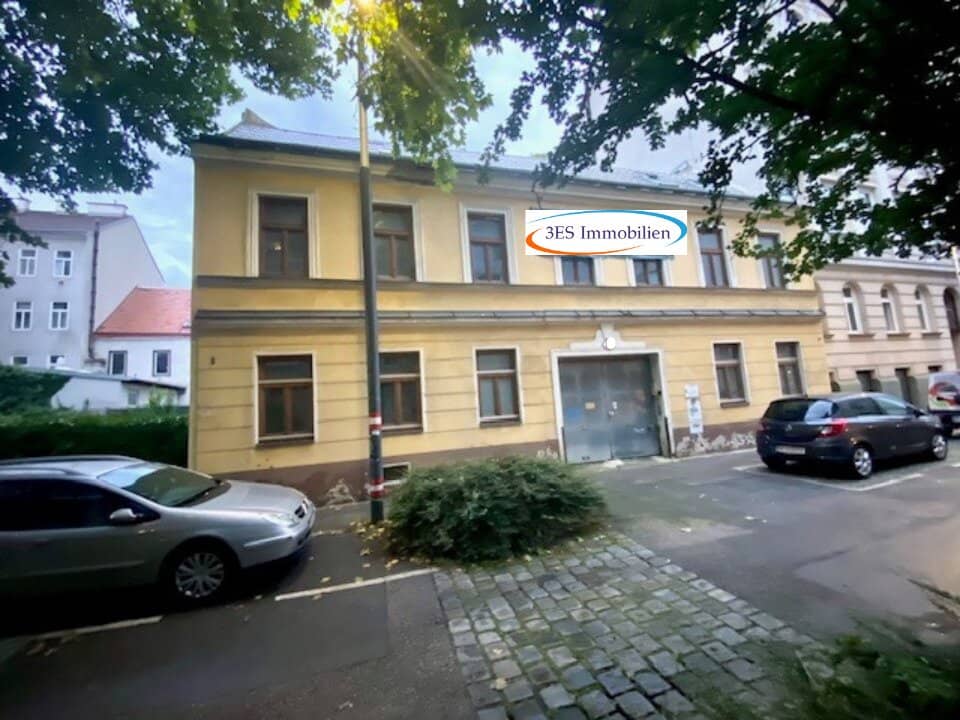 Charming tenement house with approved additional storeys