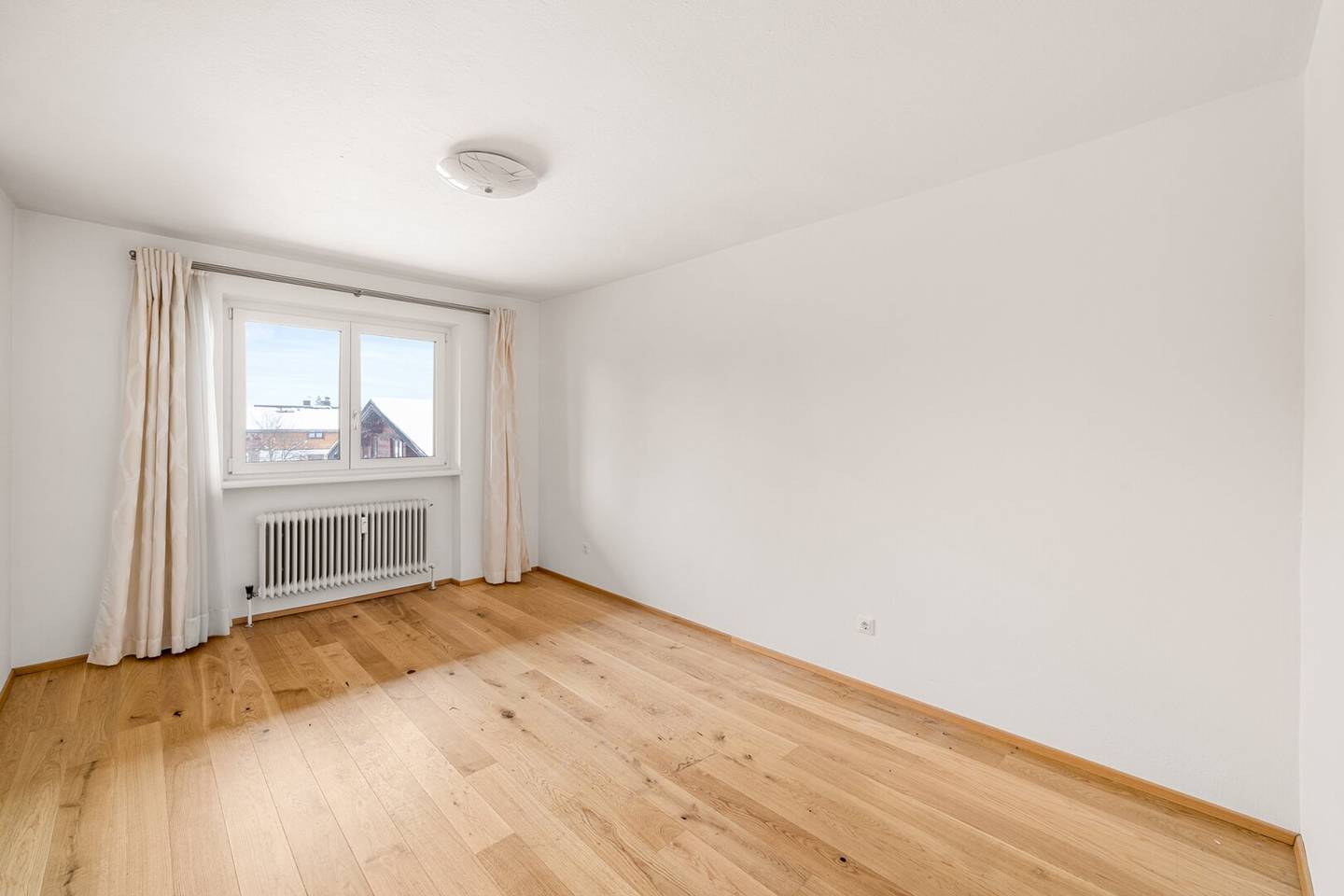 Wohnung mit Balkon und Blick auf Hahnenkamm