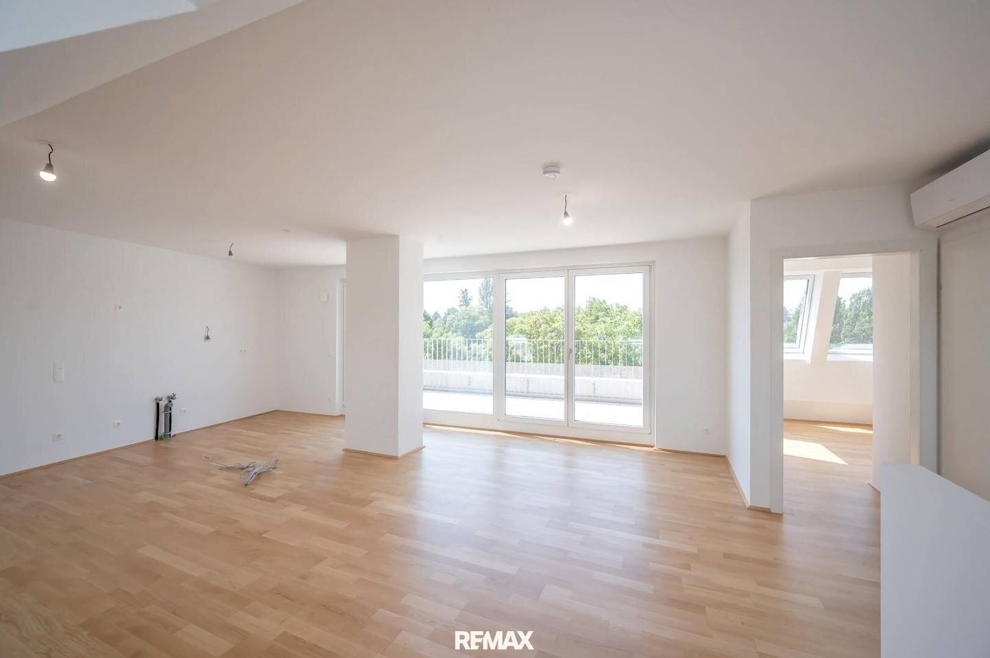 Maisonette apartment new construction terrace in green surroundings