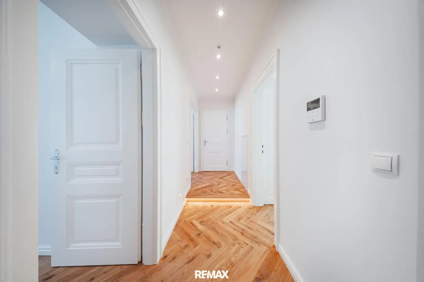 Apartment sustainably renovated with loggia