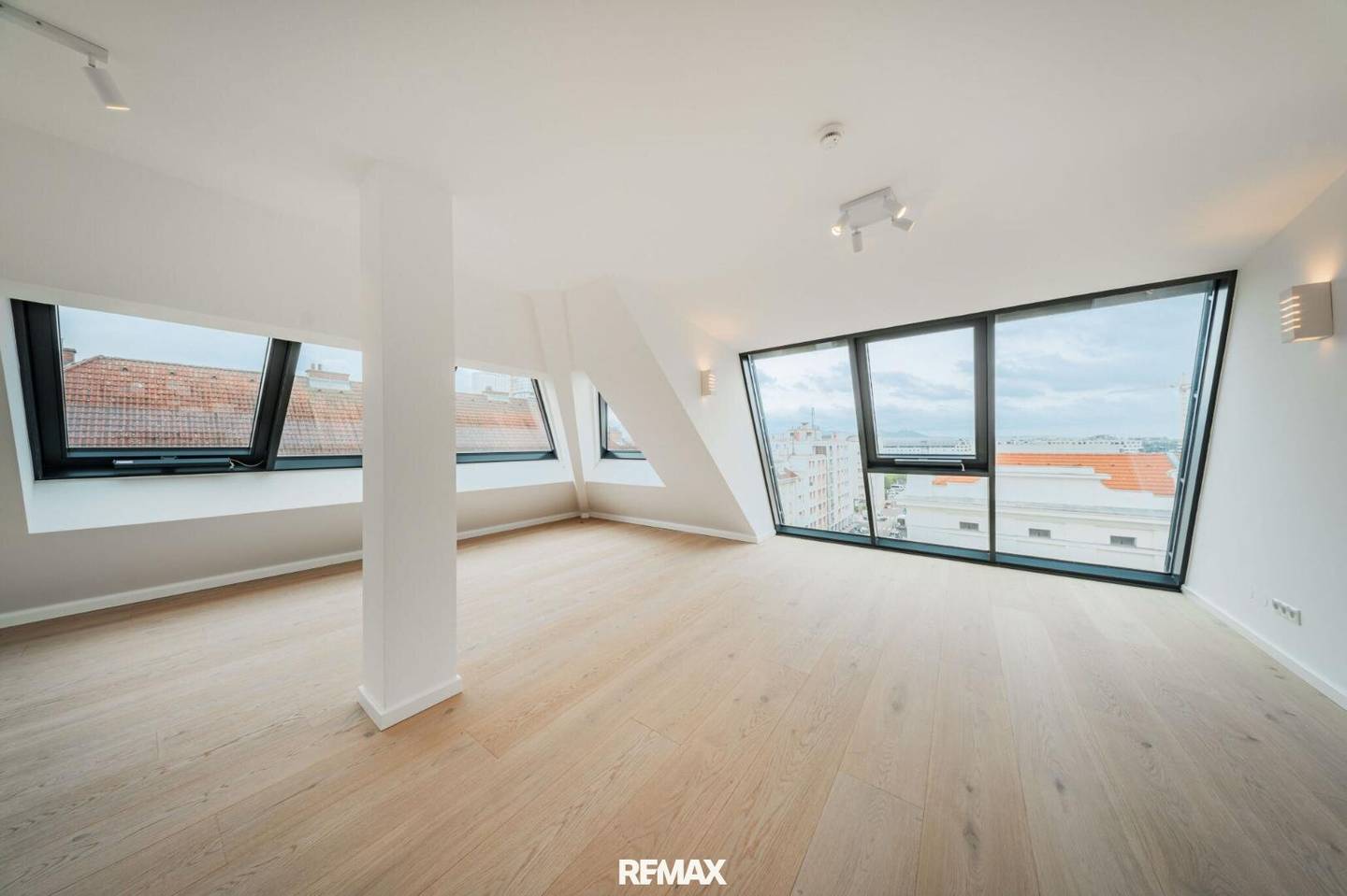 Penthouse Old Danube Large Terrace Like New