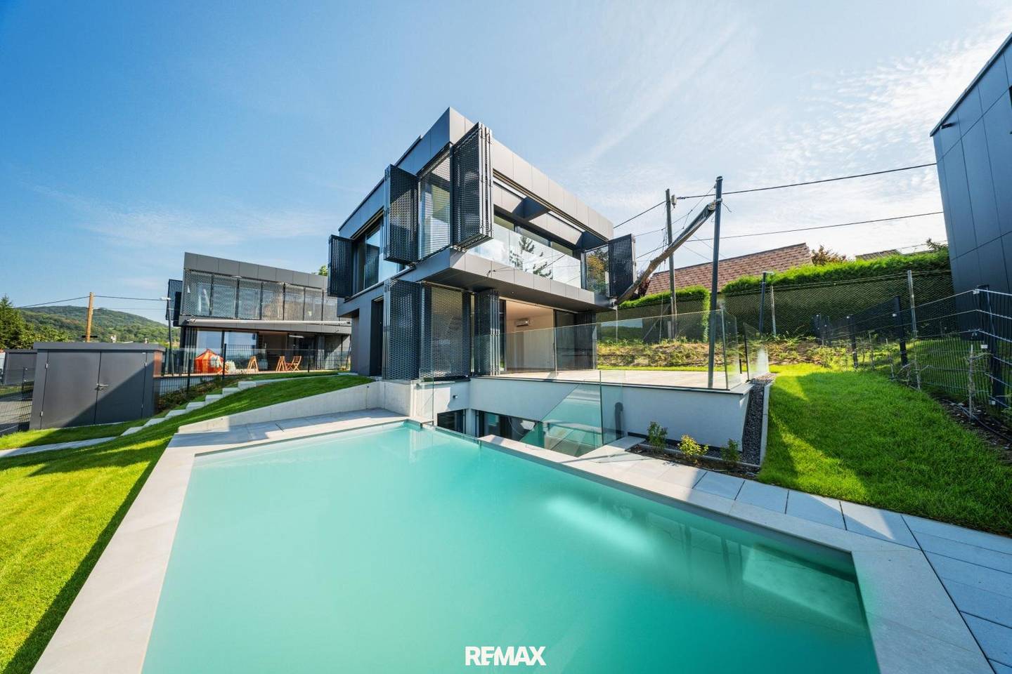 Exklusive Villa in wunderschöner Grünruhelage mit Outdoor-Pool & Sauna