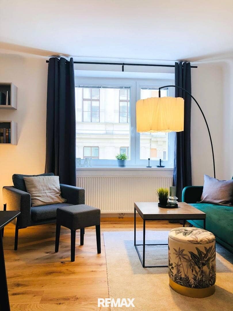 Wohnung im Zentrum Wiens Lift renoviert