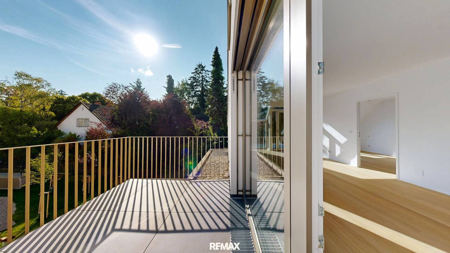 Dachgeschosswohnung Erstbezug Großer Balkon