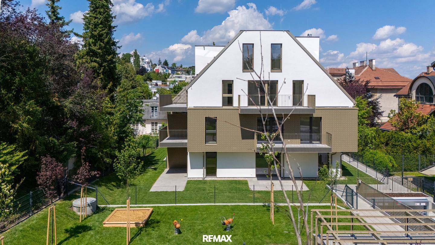 Dachgeschosswohnung Erstbezug Großer Balkon