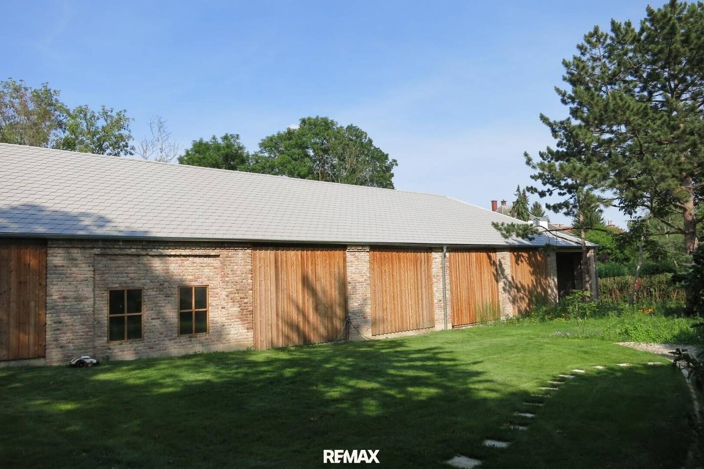 Barn approx 400 m² in Ober St.Veit