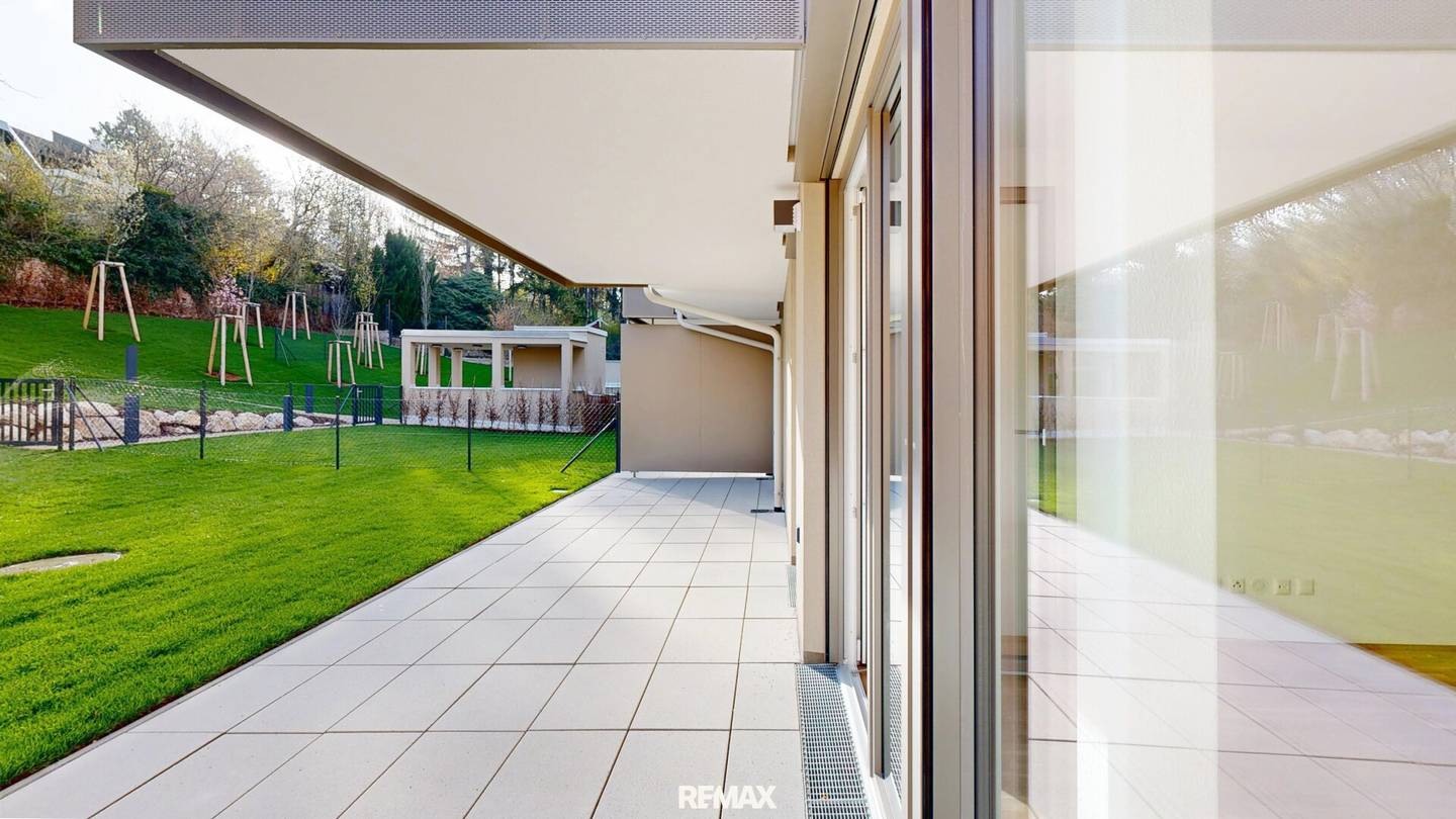 Newly built apartment with garden and loggia