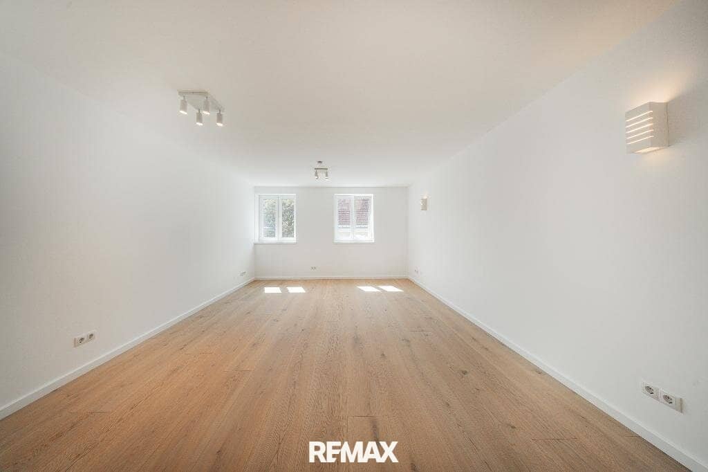 Newly available apartment near Alte Donau