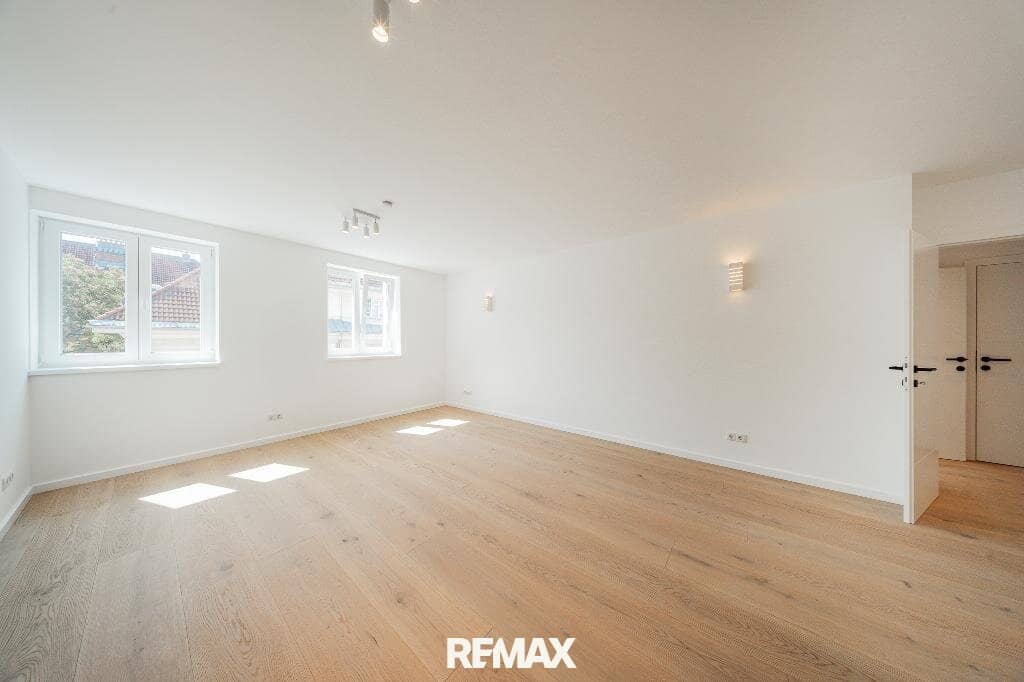 Newly available apartment near Alte Donau