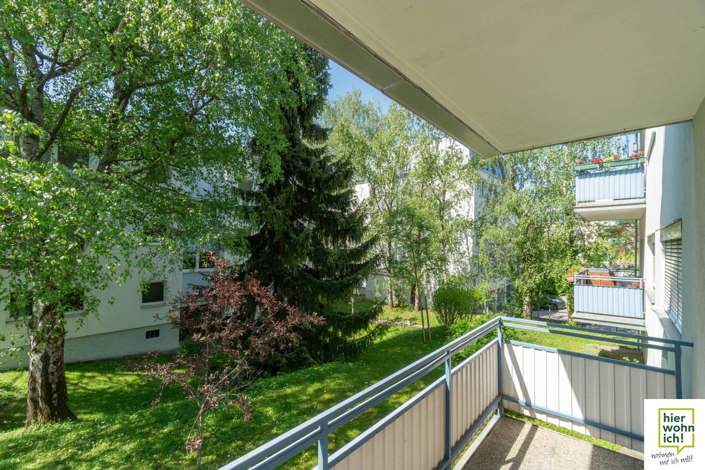 Wohnung Licht von drei Seiten Balkon Grünblick