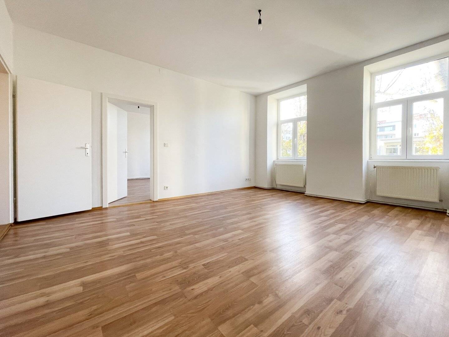 Wohnung direkt an der U3 hofseitig Grünblick