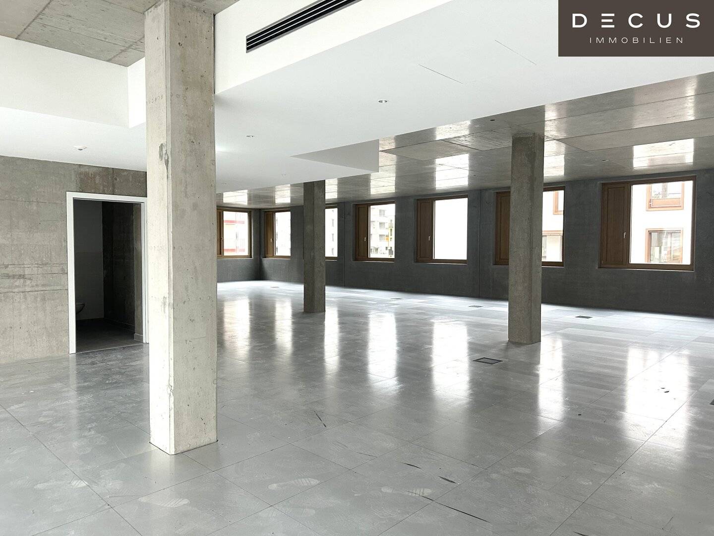 Industrial Style Fabrik 1230 Office/Clinic/Commercial Spaces