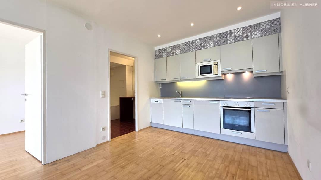 New build apartment with lift near Burggasse U6