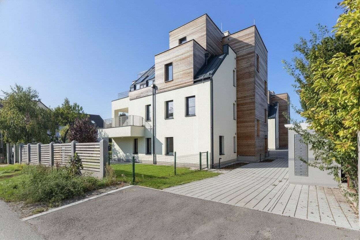 Oase Lobau | Englisch-Feld-Gasse, 1220 Vienna