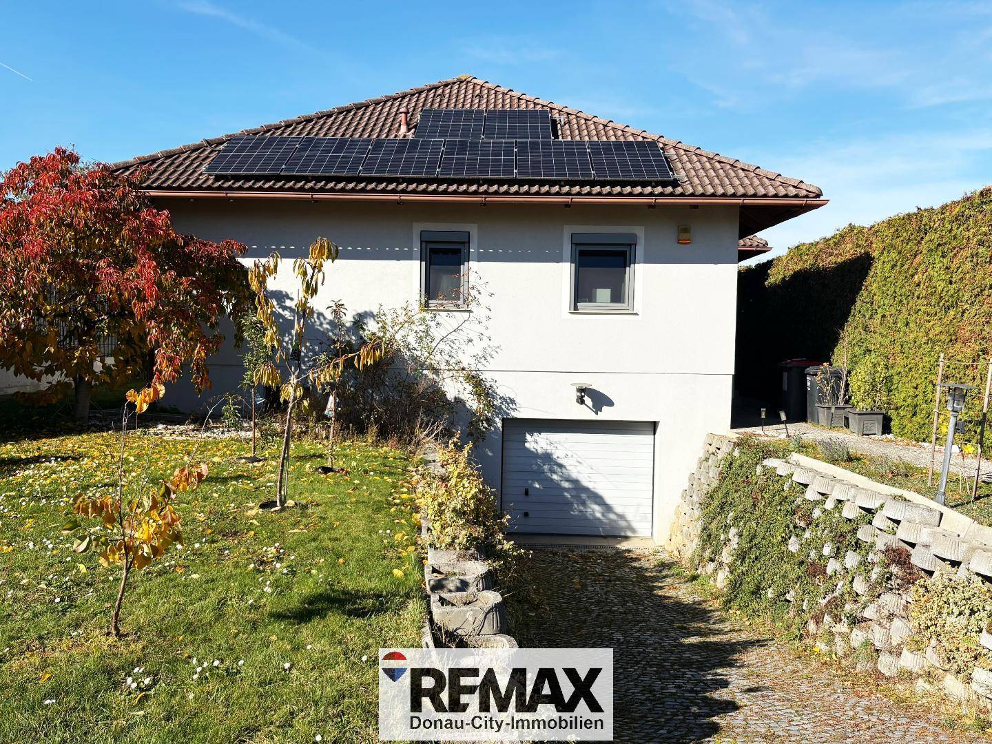 Wohnung mit sonnigem Garten Pool und Wintergarten