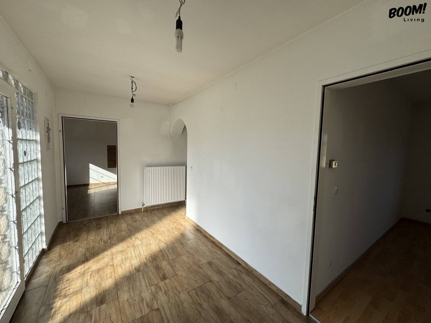 Family Home in Parndorf with Garden