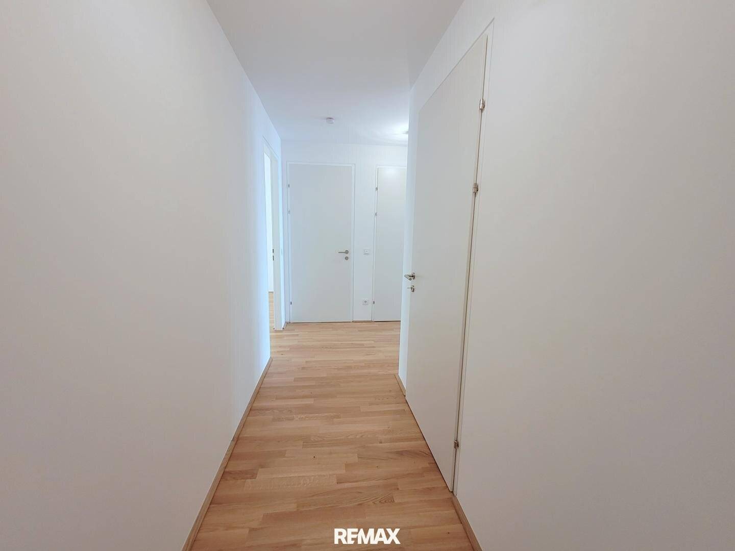 Newly built apartment with balcony in Liesing