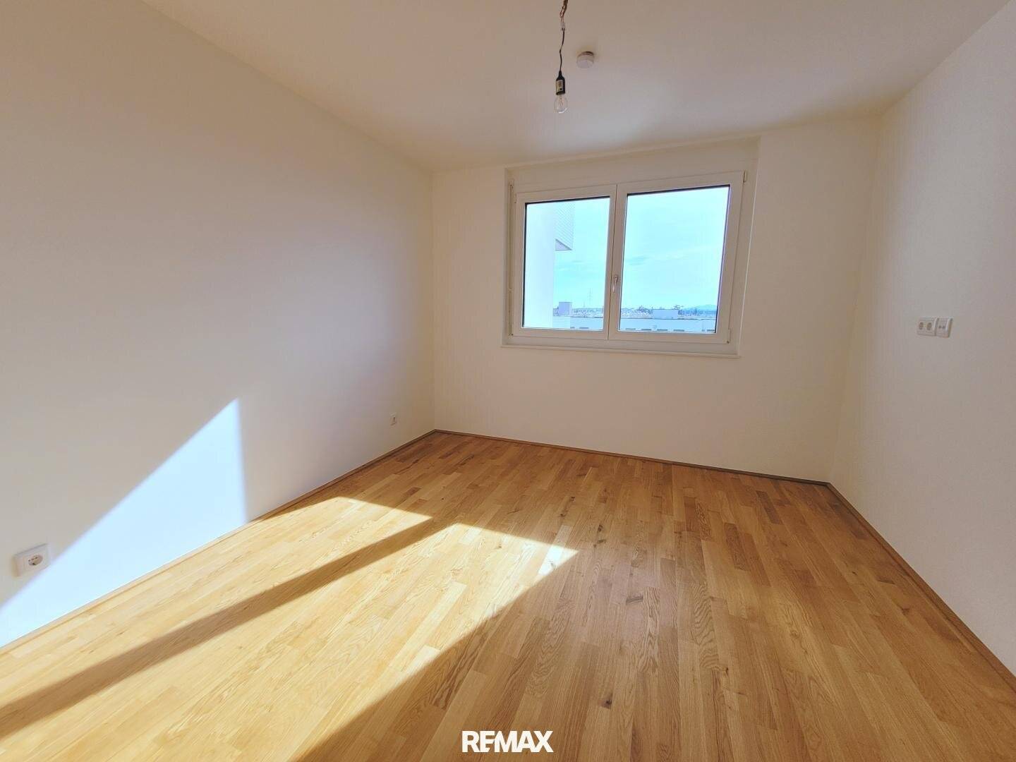 Erstbezug- 3-Zimmer Wohnung mit  Süd-Balkon