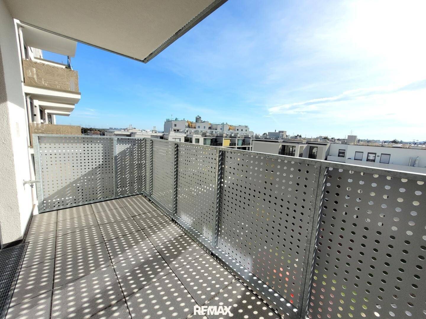 Newly built apartment in Liesing with balcony