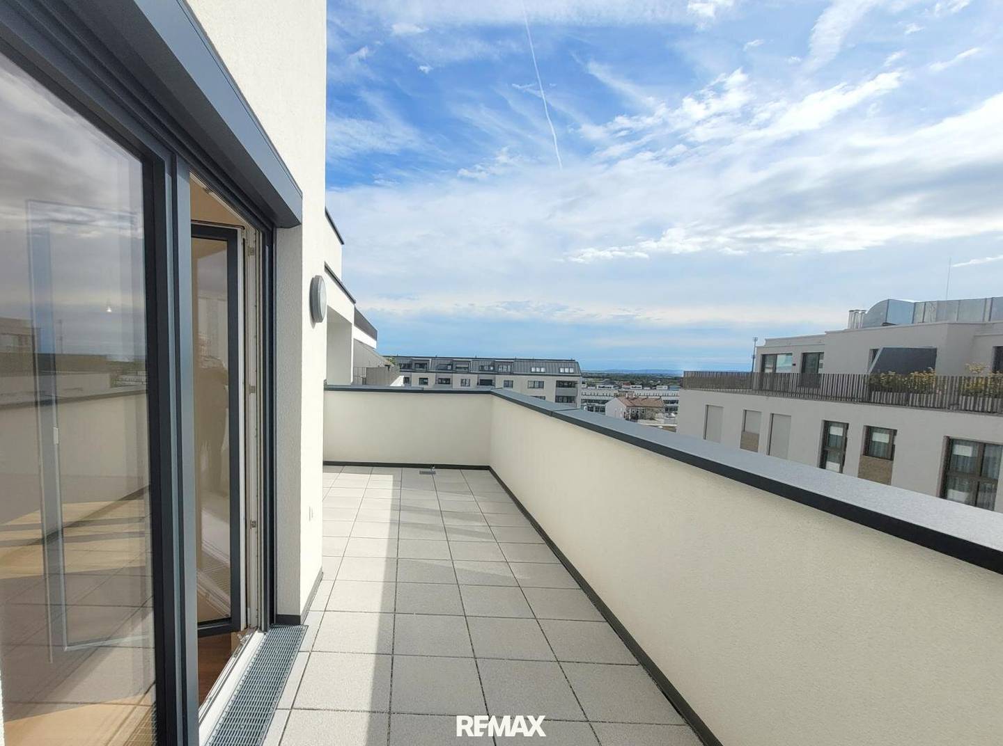 Maisonette apartment Newly built Large terrace