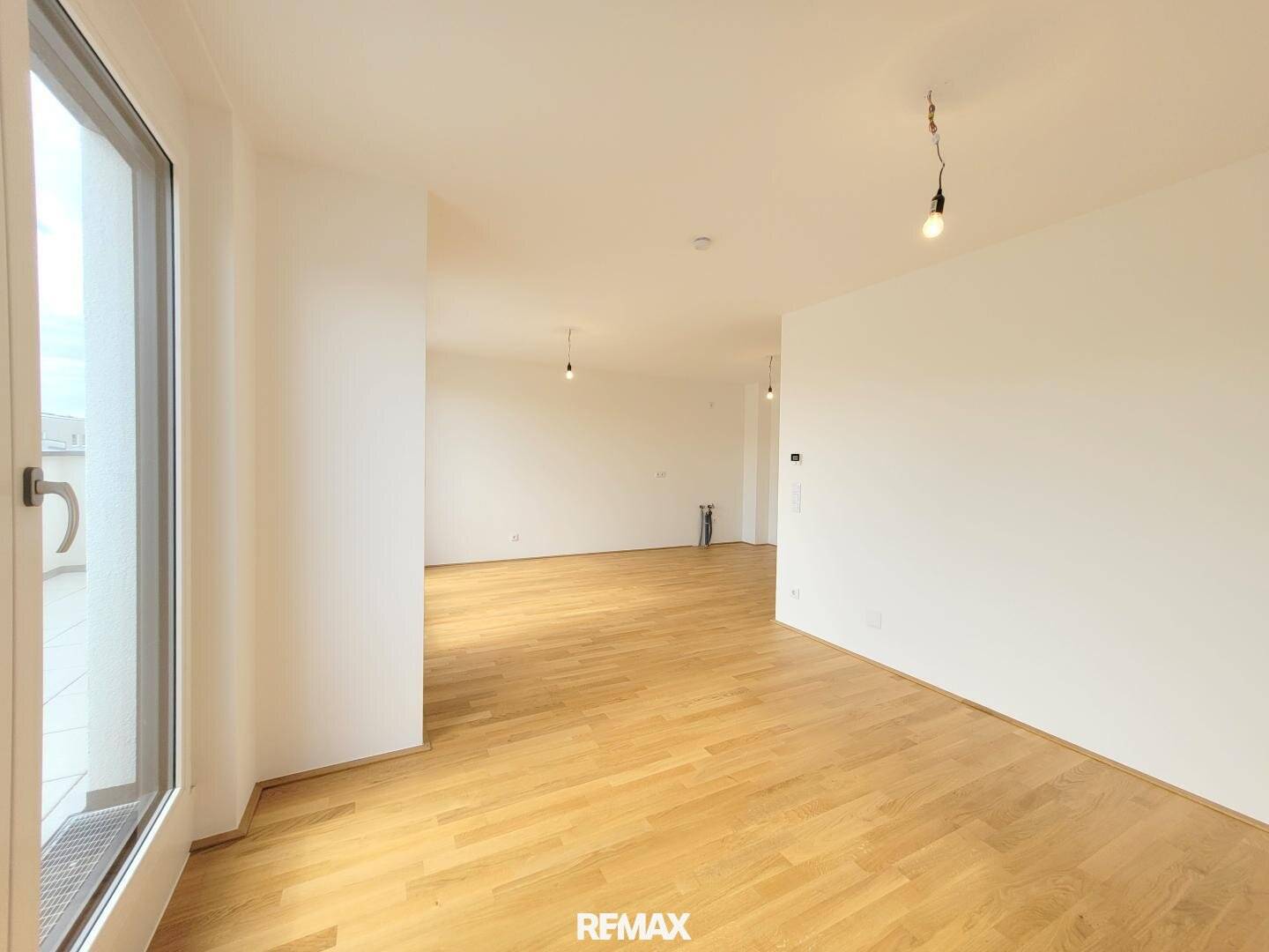 Three room apartment with first occupancy and large terrace