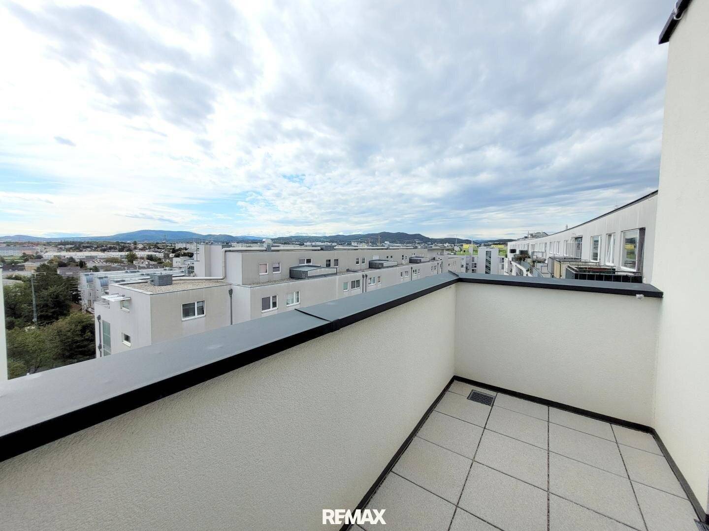 Brand new Maisonettewohnung with terrace loggia