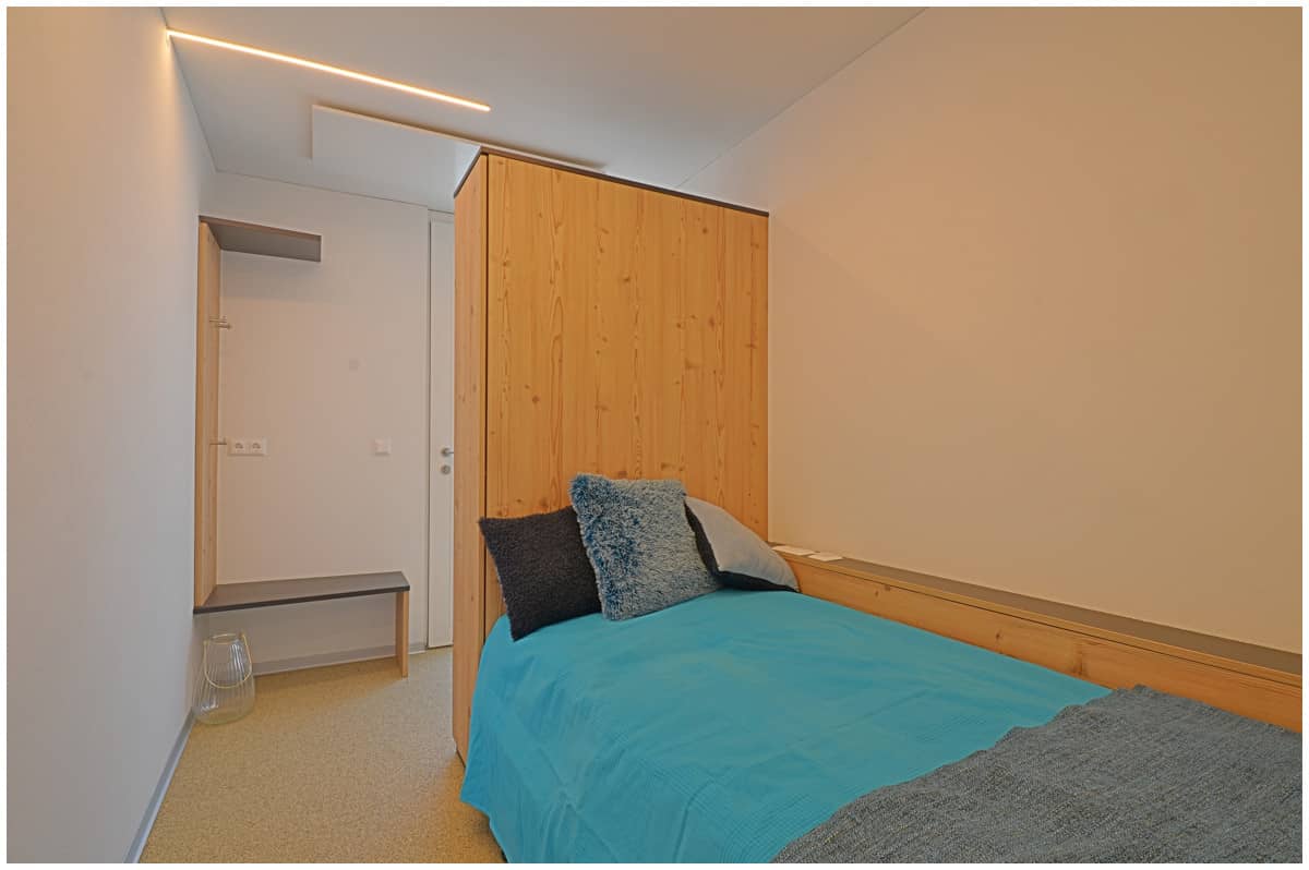 Ground floor apartment with terrace and parking