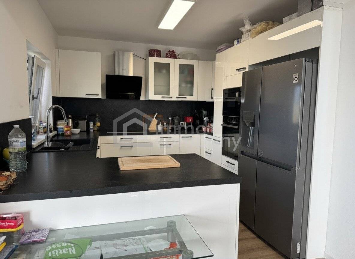 Wohnhaus 196m², in Neukirchen an der Vöckla.