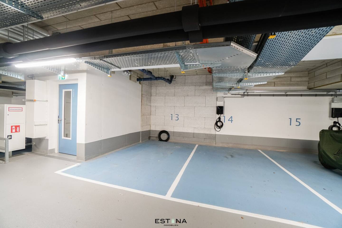 Tiefgaragenstellplatz Nähe U1 / mit E-Ladestation