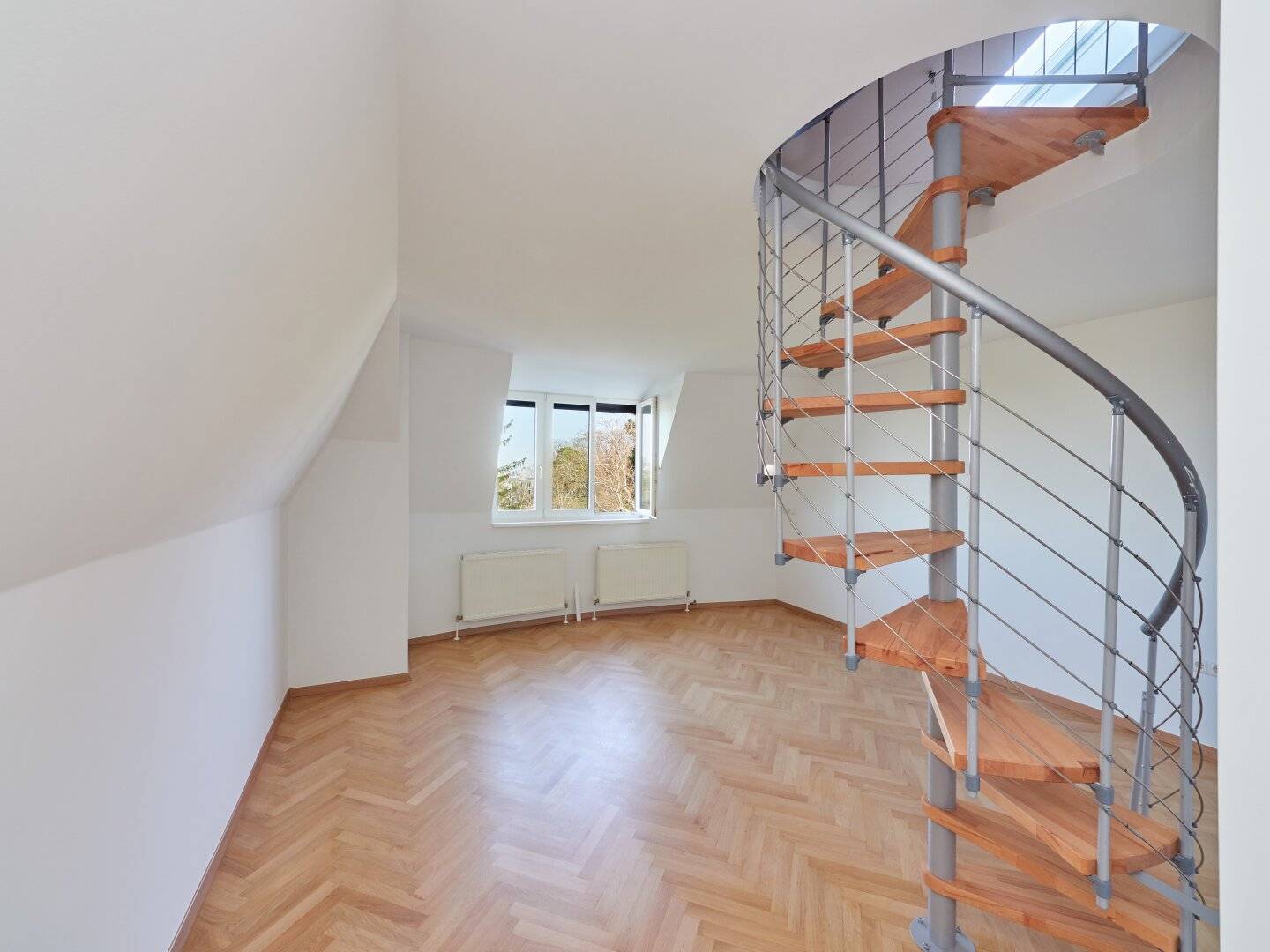 Dachgeschosswohnung Galerie Grünblick