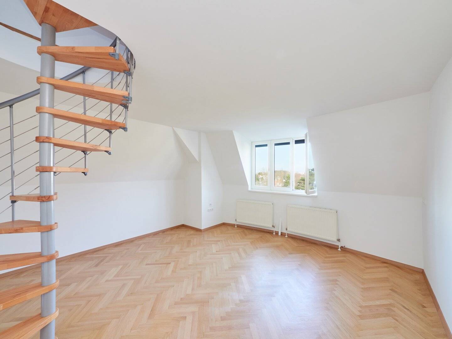 Dachgeschosswohnung Galerie Grünblick