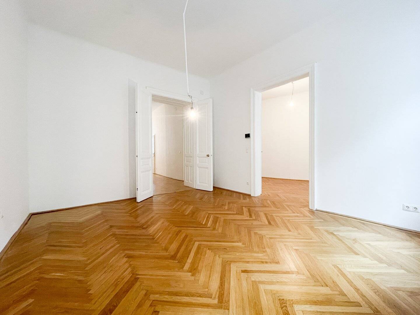 Altbauwohnung with lift in Hofstattgasse