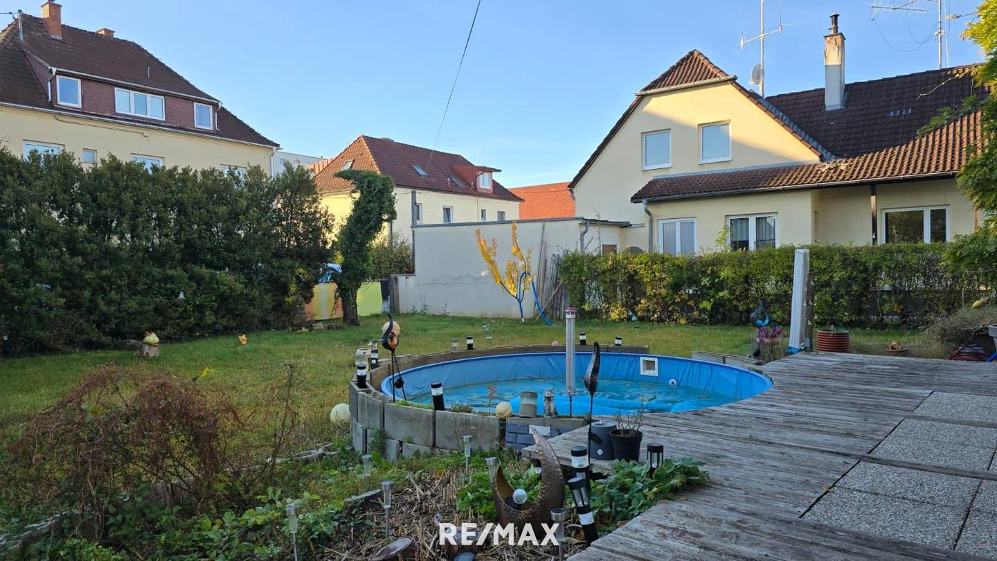 Mehrfamilienhaus in Leonding – 2 Einheiten, großer Garten, Terrasse