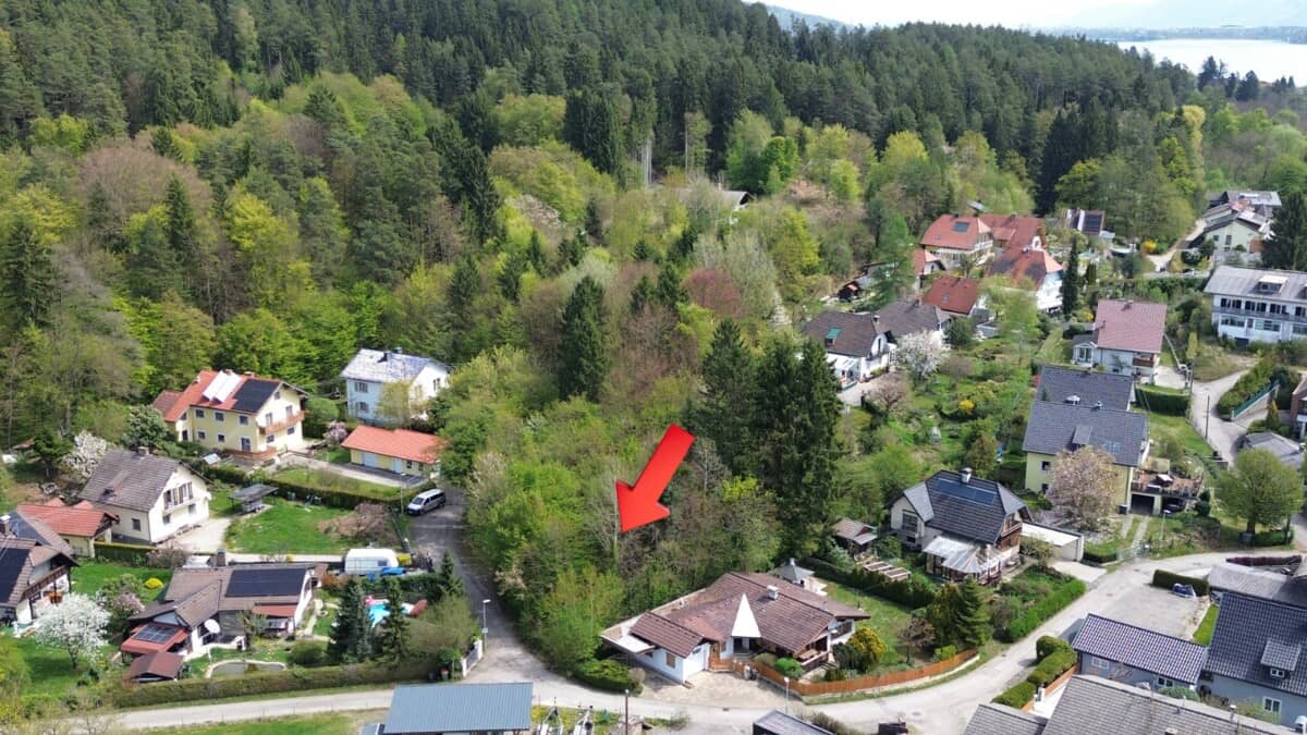Baugrundstück in seenaher, sonniger Lage am Gletschertopf, Pörtschach