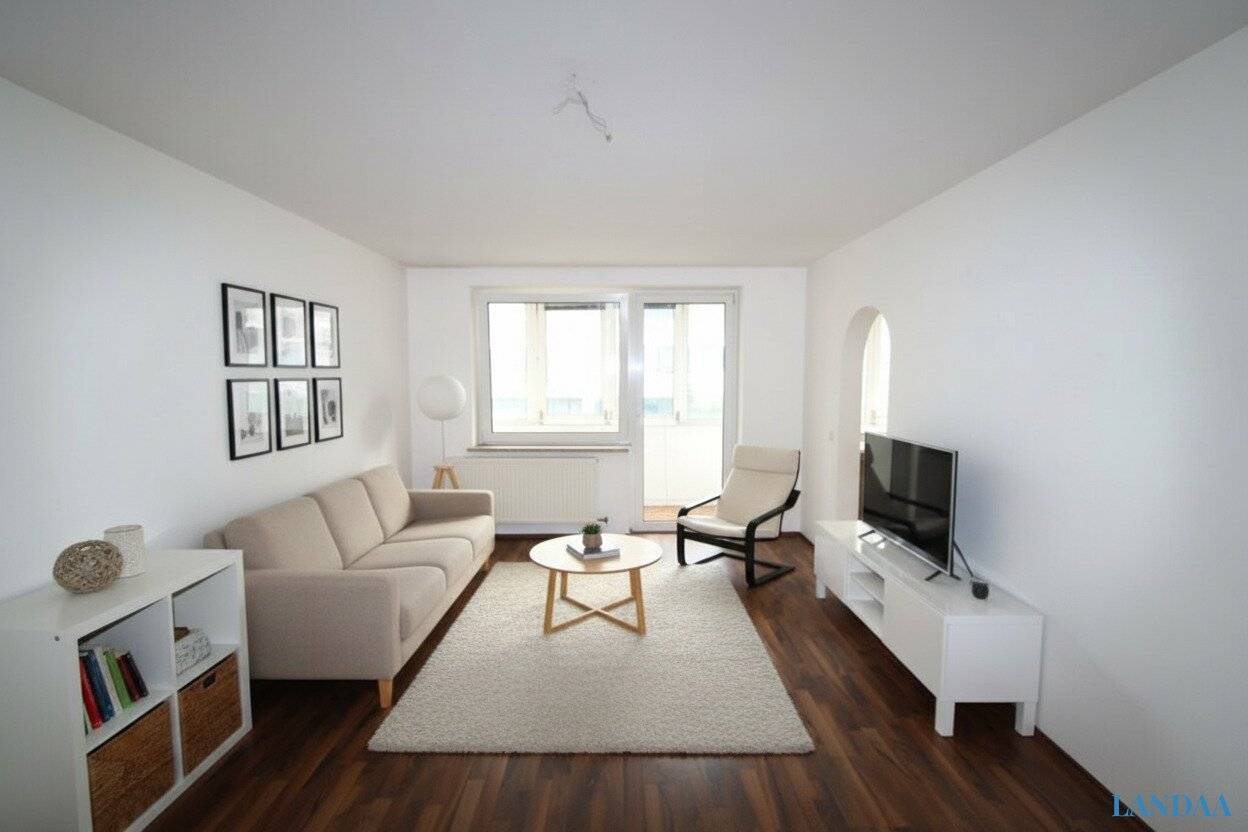 Upper floor apartment with loggia near subway