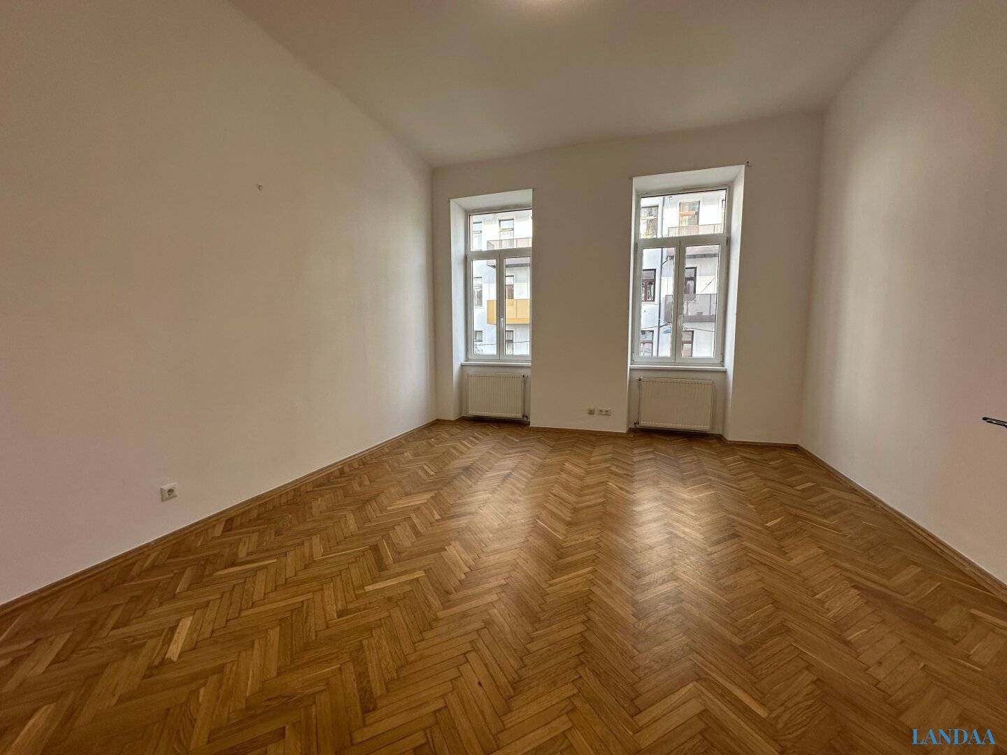 Freshly renovated apartment with lift