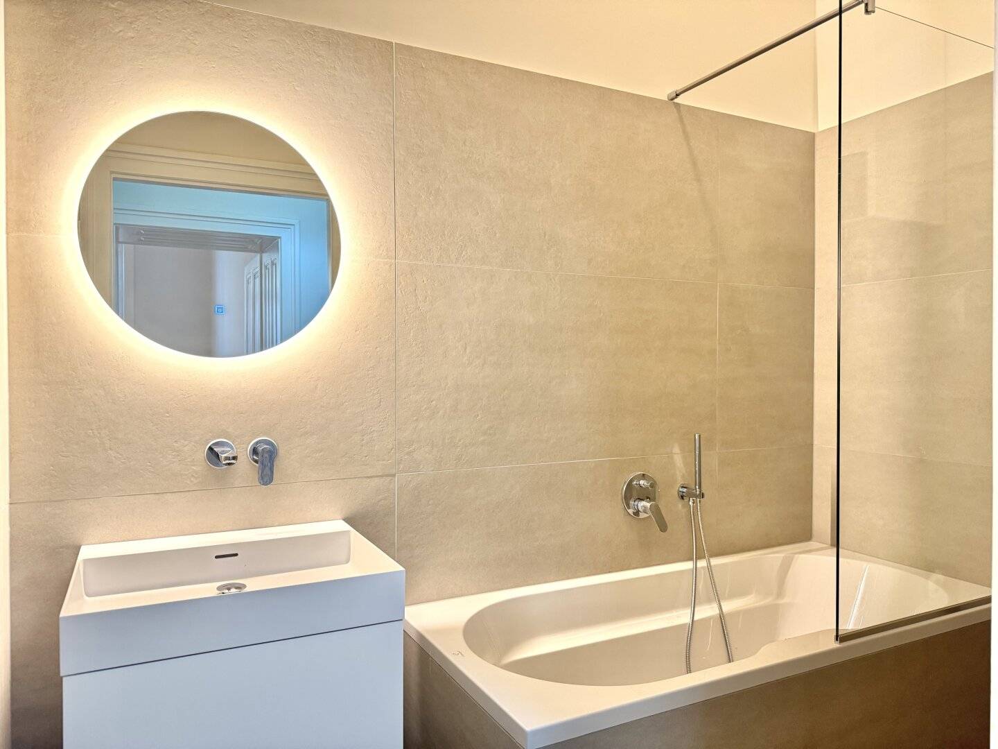 Wohnung Altbau modernisiert Lift