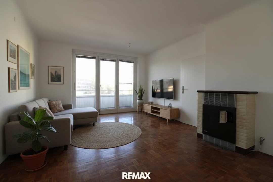 Wohnung mit Loggia nahe Millennium Turm