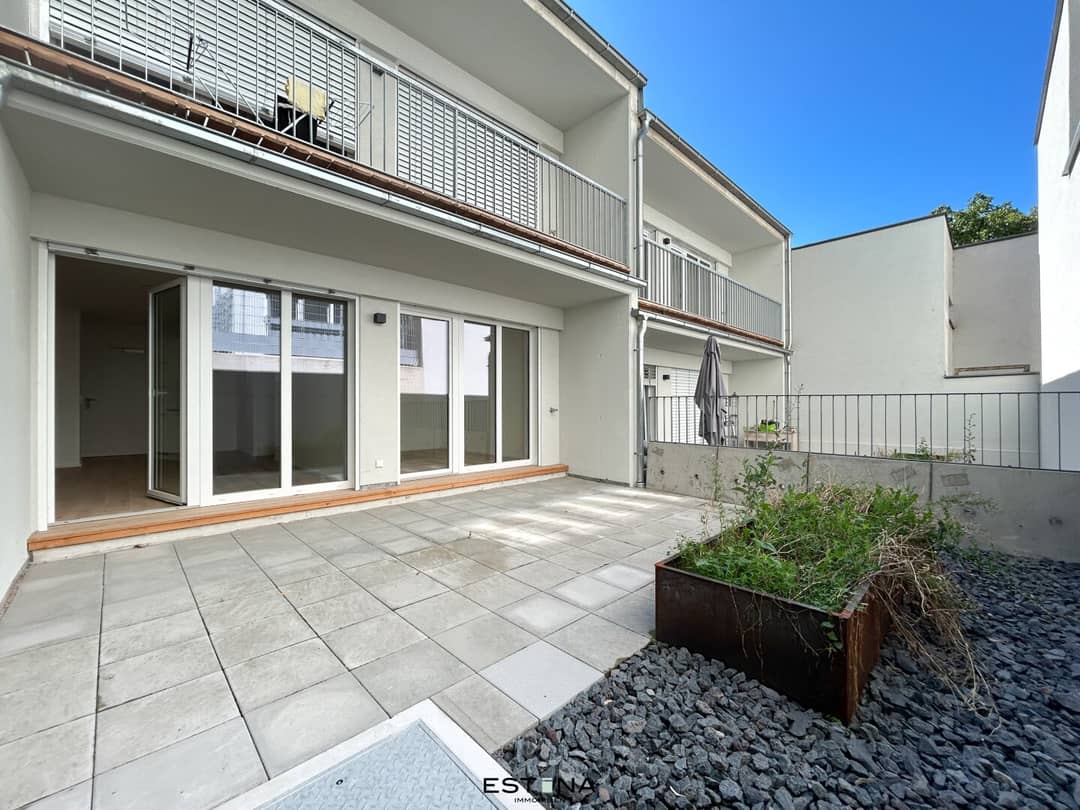 Apartment first occupancy with outdoor space