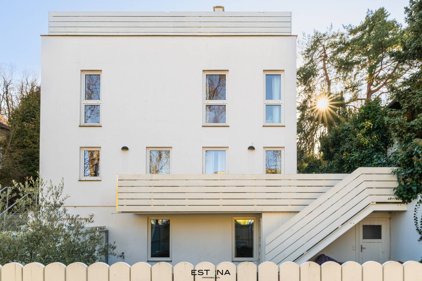 Dream house with terrace and small garden near the American International School