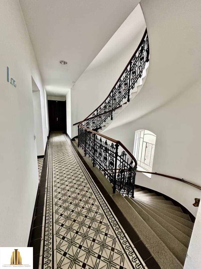 Old building apartment with garden