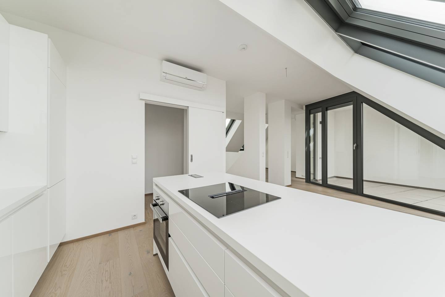 Maisonette apartment with terraces and parquet