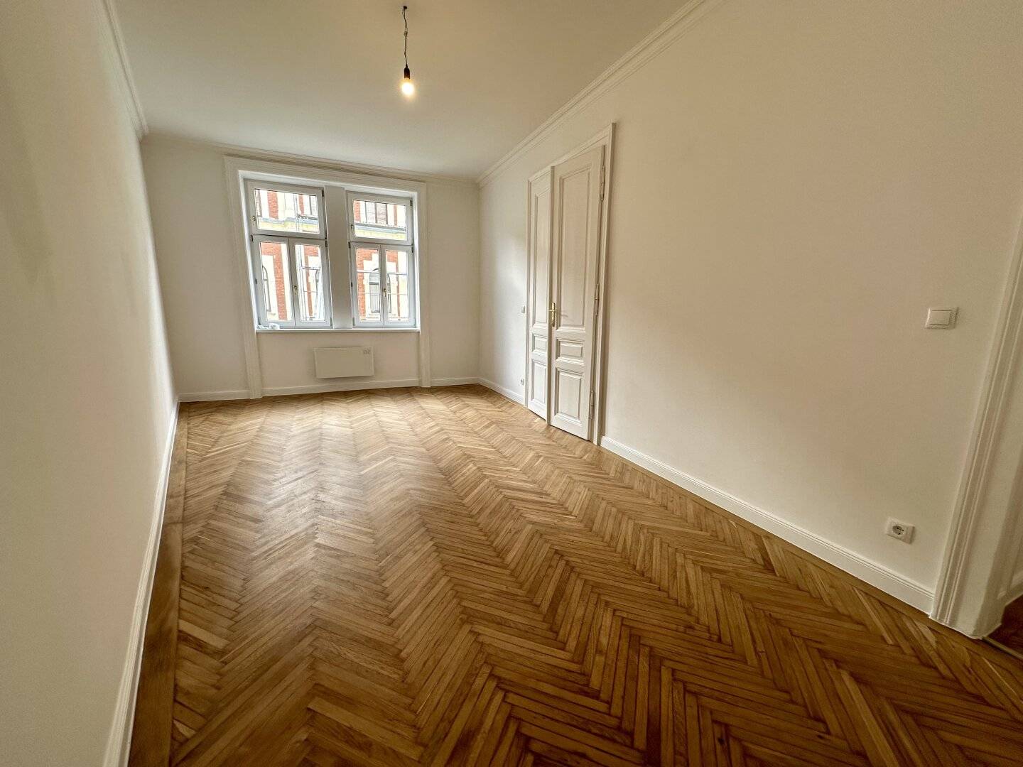 Altbauwohnung in 1180 Wien, 2,5-Zimmer, 67 m² in ruhiger Hoflage