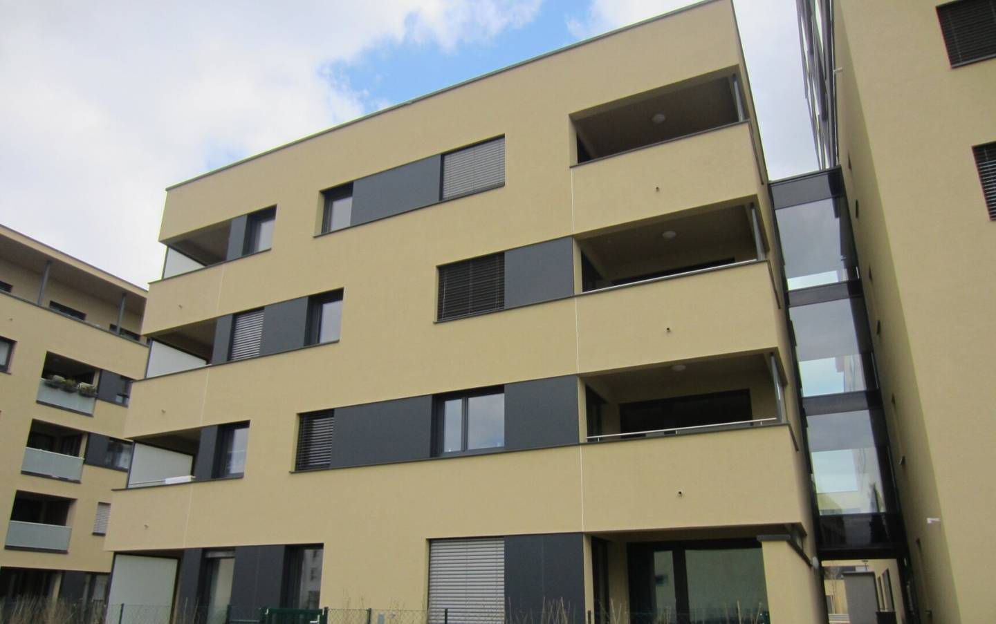 3-room apartment with loggia in Linz