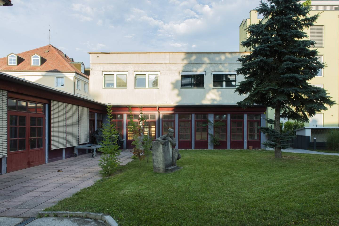 Wohnen im Schlosspark in Krumpendorf - Moderne Ausstattung, sonniger Balkon und zentrale Lage! (Fertigstellung 2027)