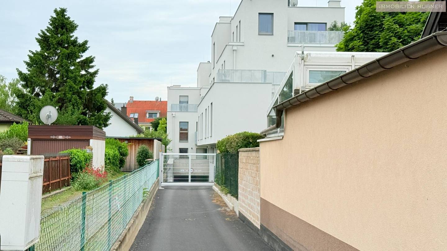 Tiefgaragenplätze in 1220 Wien: Cortigasse – jetzt mieten