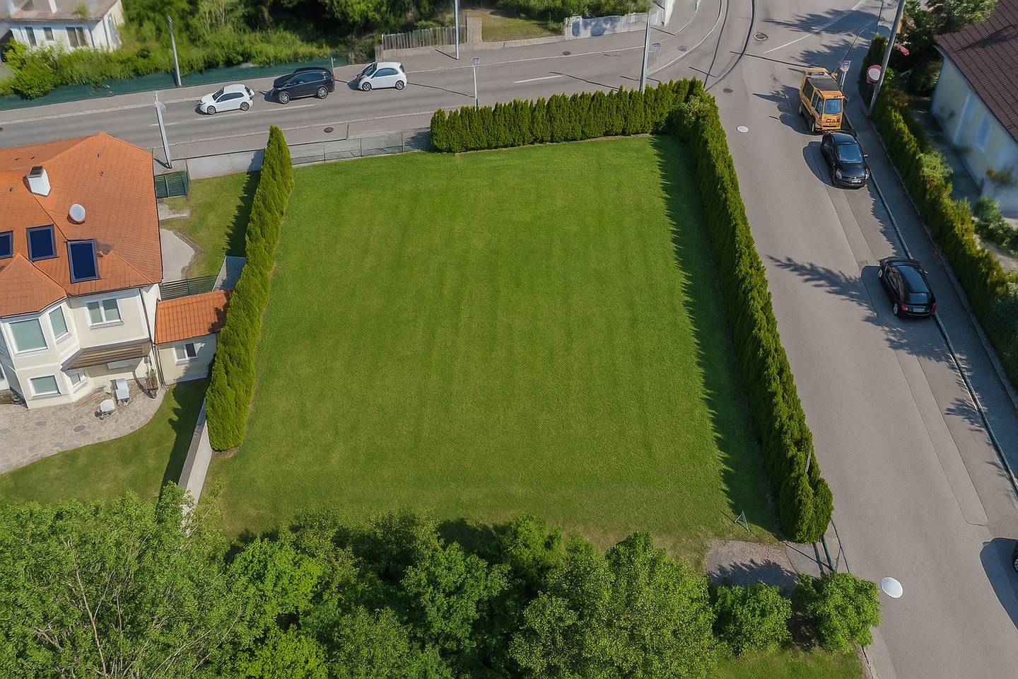 Perchtoldsdorf: Baugrund mit Abrisshaus, 817 m² Grundfläche, ruhig