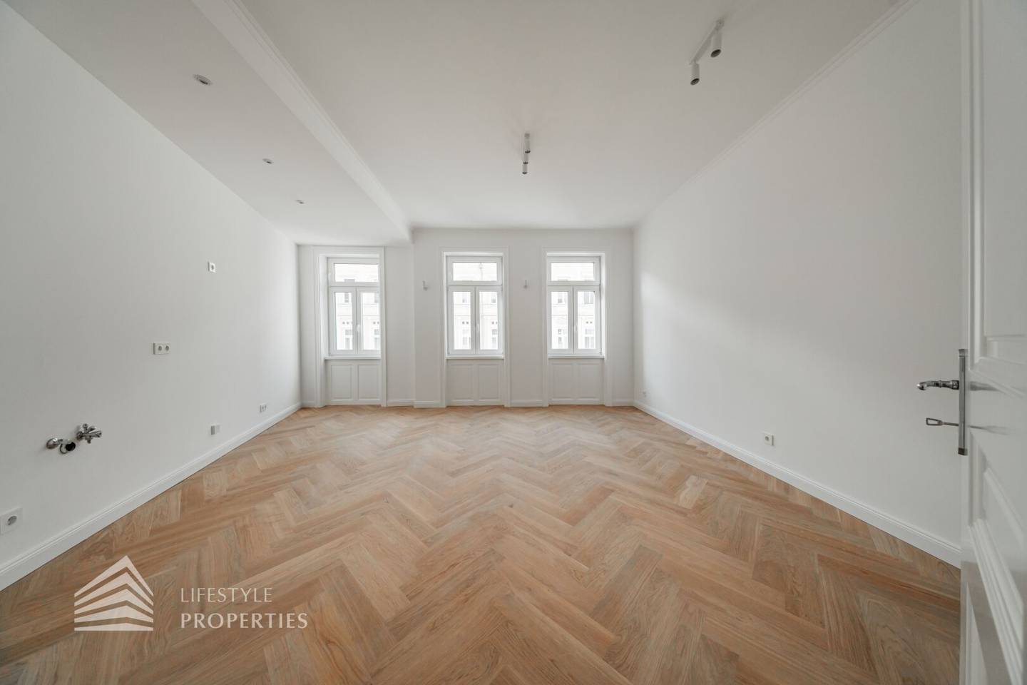 Erstbezug Wohnung im Altbau nahe U3 Johnstraße