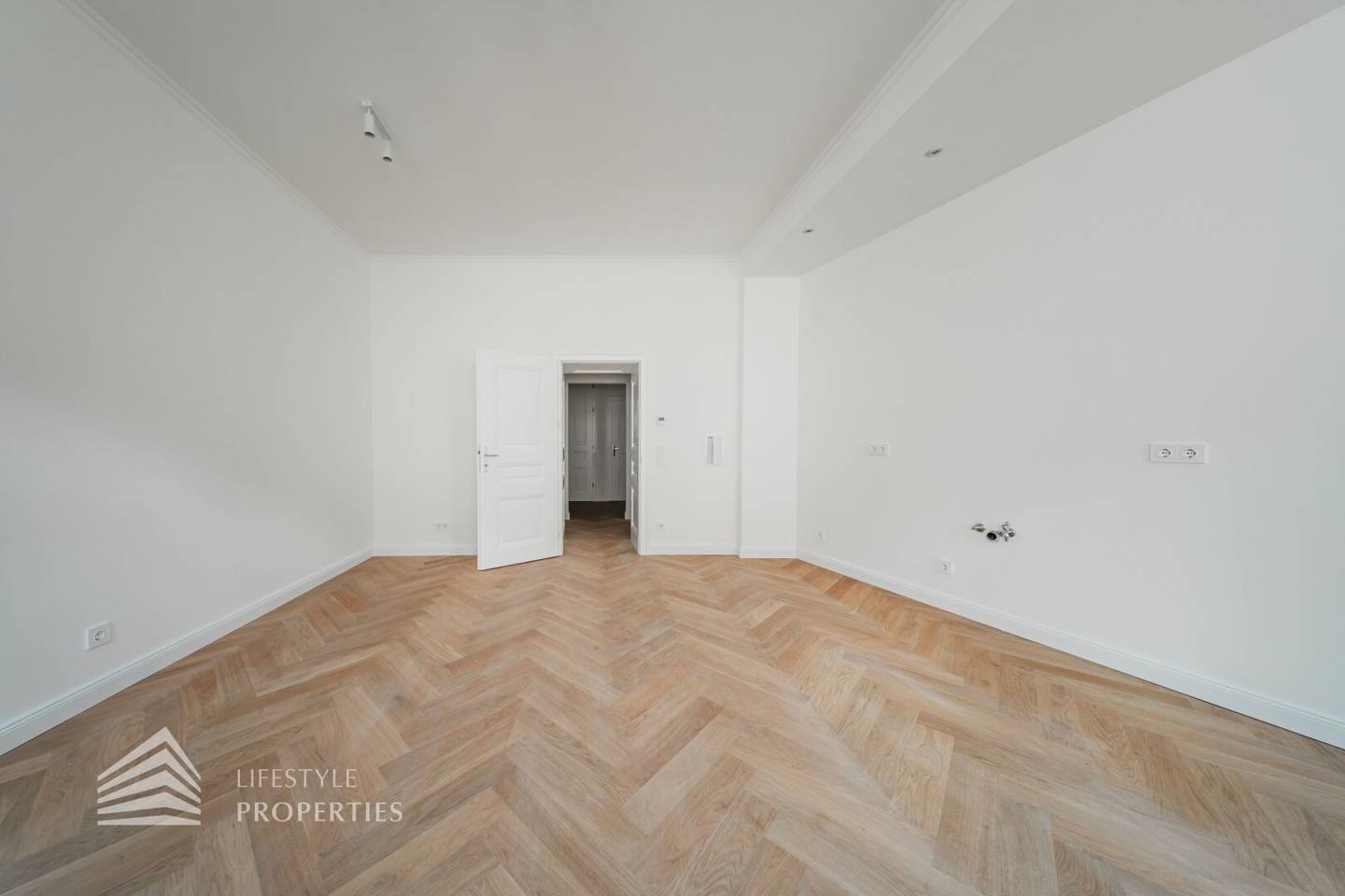 Erstbezug Wohnung im Altbau nahe U3 Johnstraße