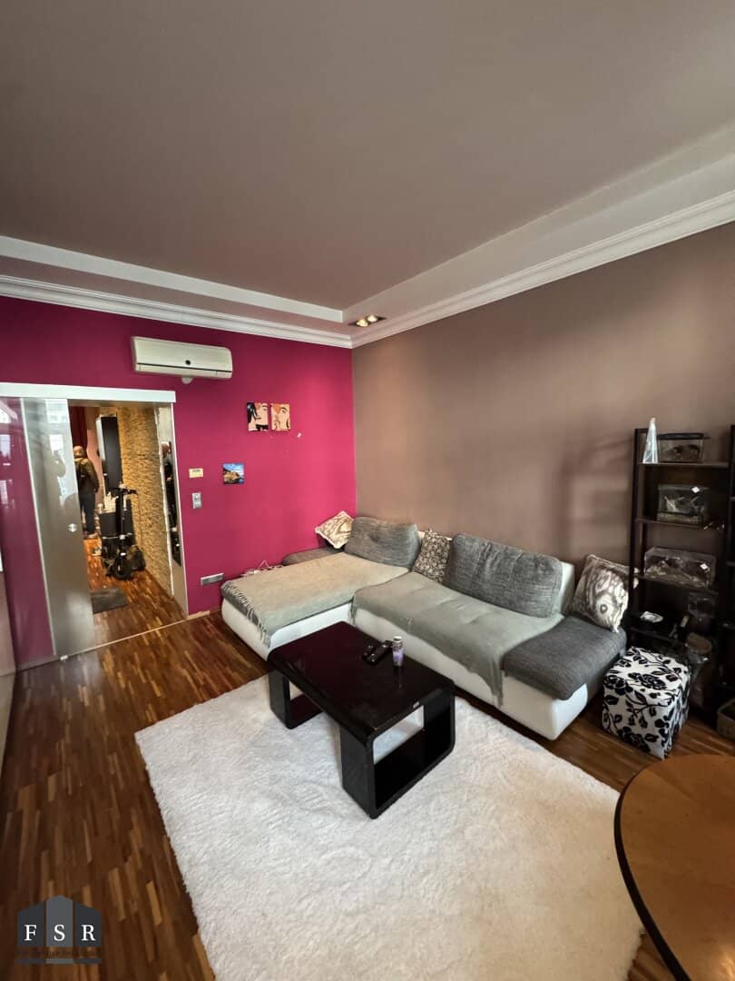 Helle 1-Zimmer-Etagenwohnung nahe Siebenbrunnenplatz in Wien 5 mit EBK